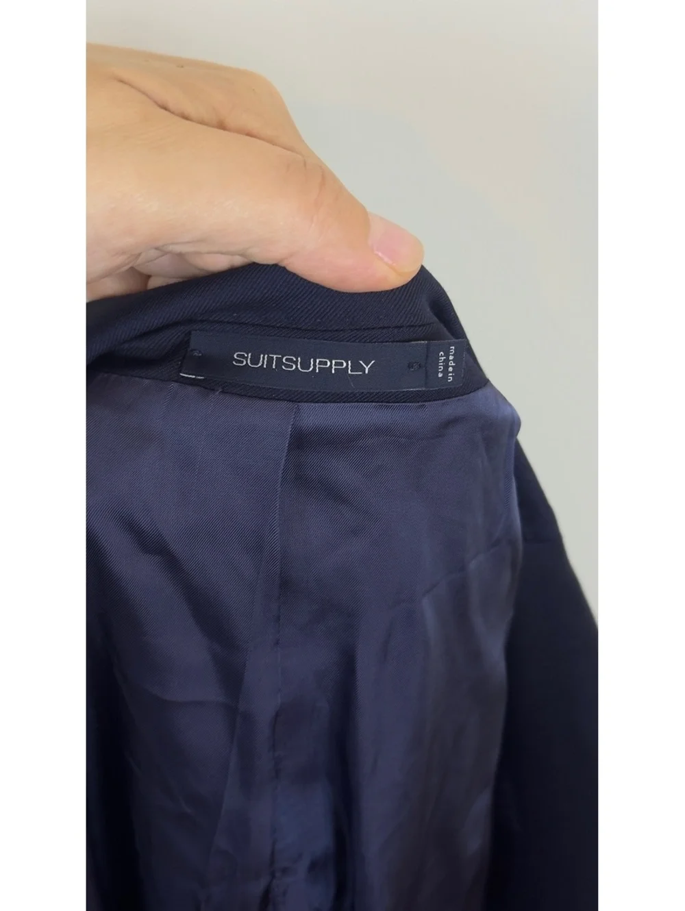 Suitsupply la spalla